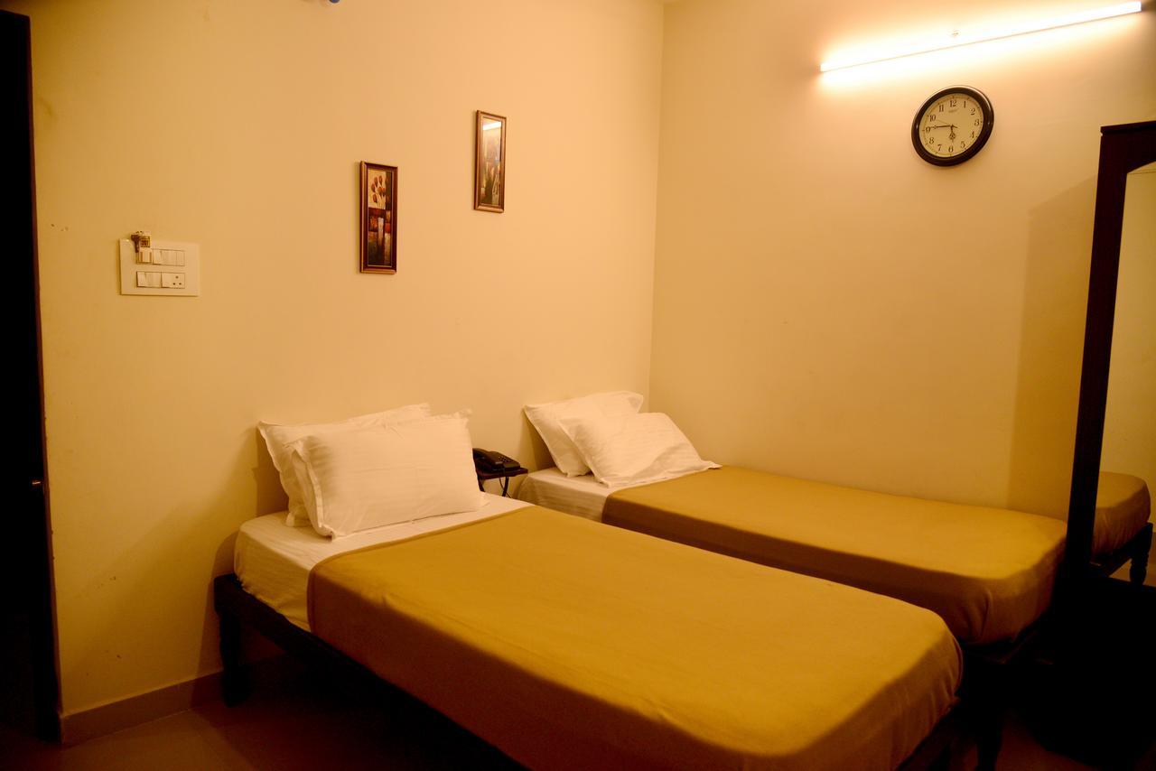 Arjun Inn Ченнаї Номер фото